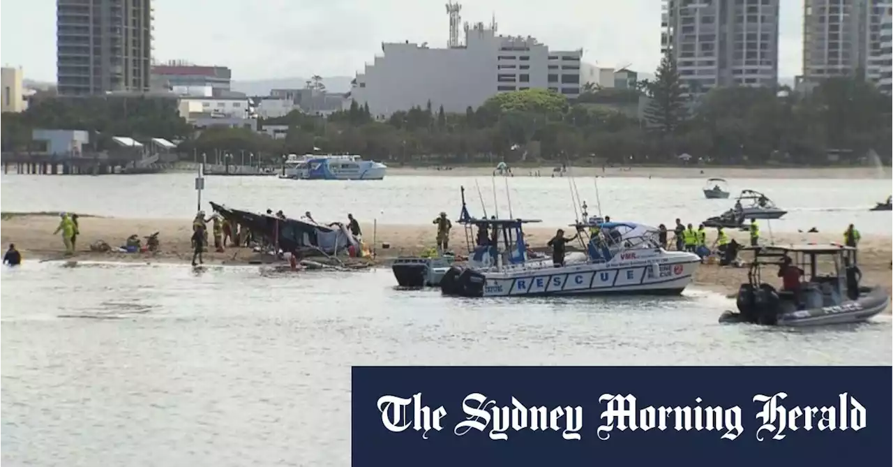 Four dead after helicopters crash on Gold Coast near Sea World