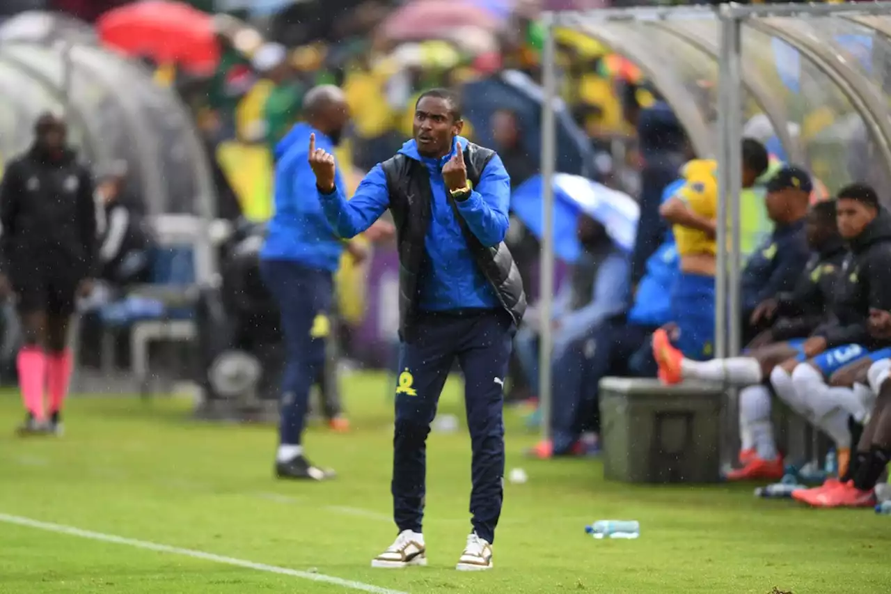 Rulani Responds To Shalulile Alternative Transfer Talk | Soccer Laduma