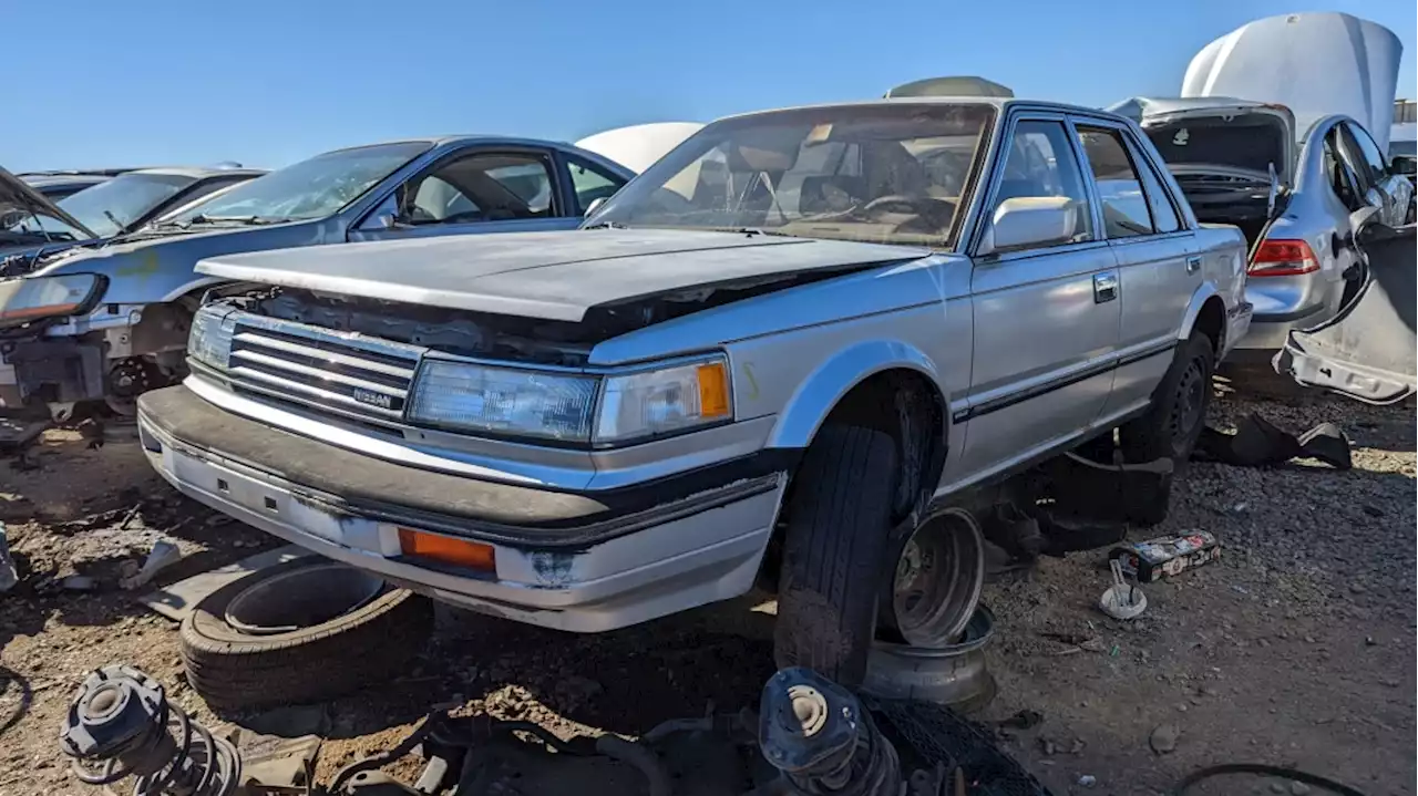 Junkyard Gem: 1988 Nissan Maxima