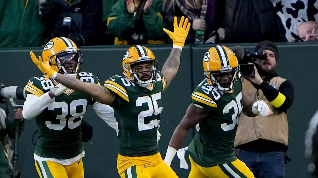 Packers continue roll toward playoffs, use defense, special teams to destroy Vikings 41-17