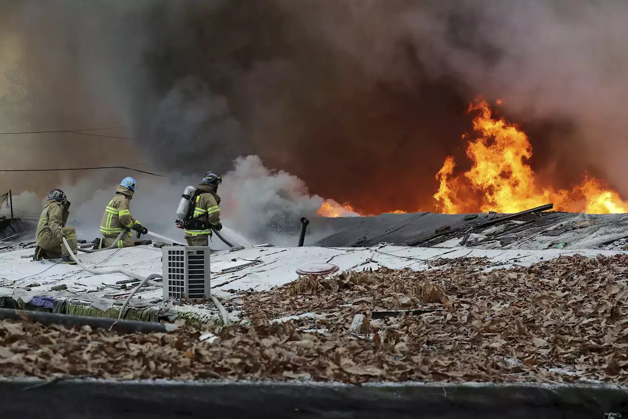 Hundreds flee after fire spreads through Seoul neighborhood