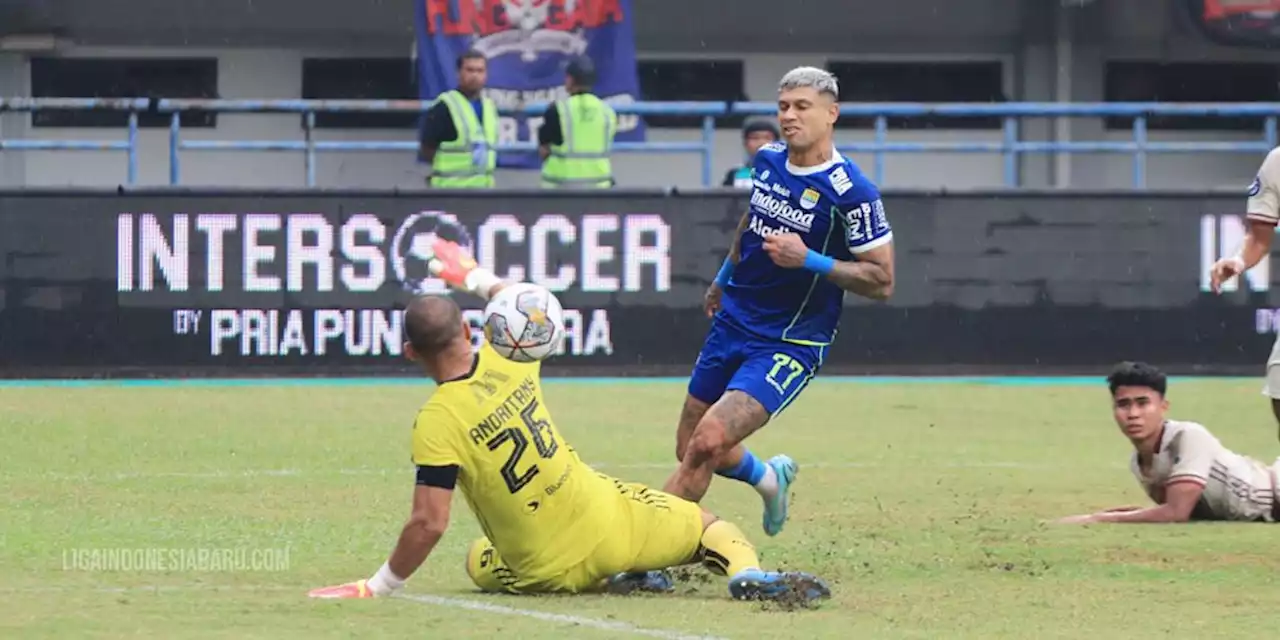 Termasuk Gegara Spanduk, Persib Bendung Kena Denda Rp120 Juta - Bola.net