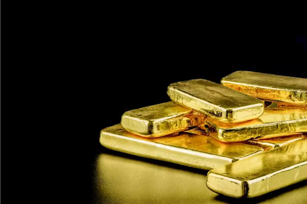 Gold Forecast: Markets Continue to Grind Higher on Each Dip