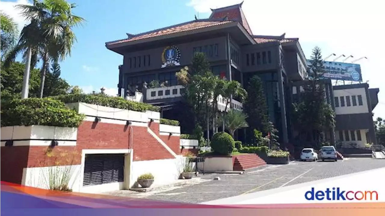 Sejumlah Rumah Anggota DPRD Jatim Turut Diobok-obok KPK, Apa yang Dicari?