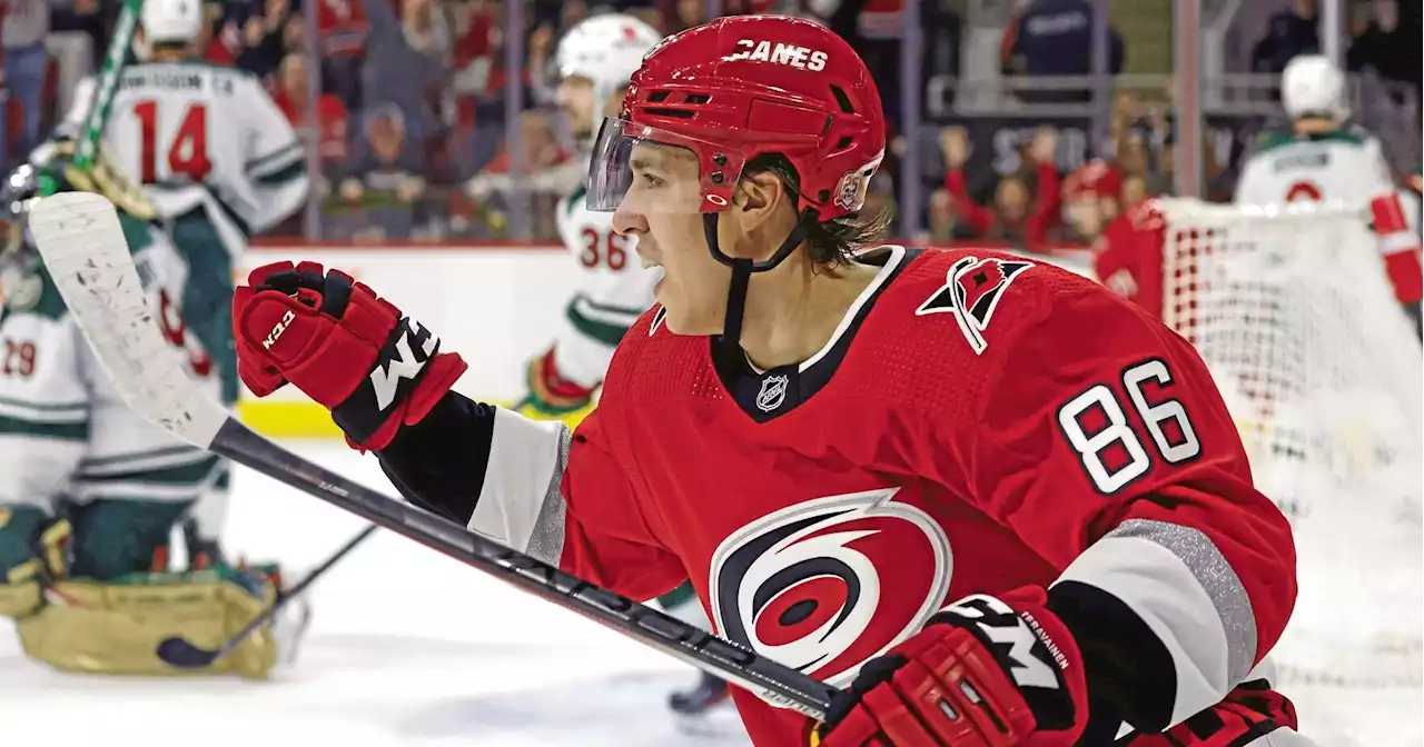 Defensemen help power Hurricanes