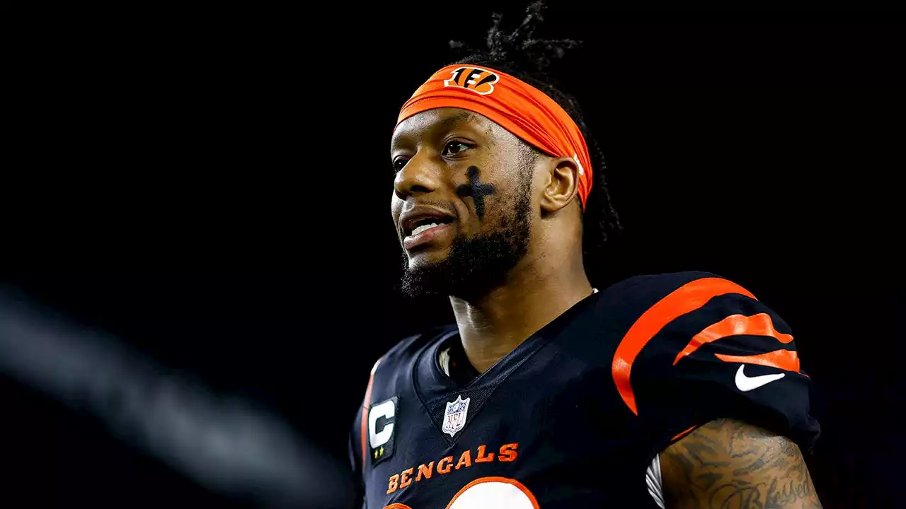 Bengals' Joe Mixon says presale tickets of potential Bills-Chiefs AFC championship game is 'disrespectful'