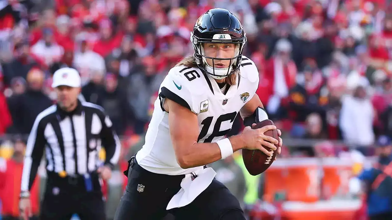 Jaguars' Trevor Lawrence 'can't imagine' Chiefs fans being louder than Jacksonville's during comeback win