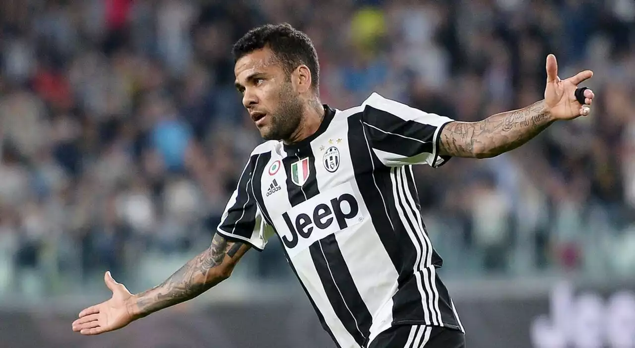 Dani Alves arrestato: il calciatore brasiliano è accusato di violenza sessuale a Barcellona