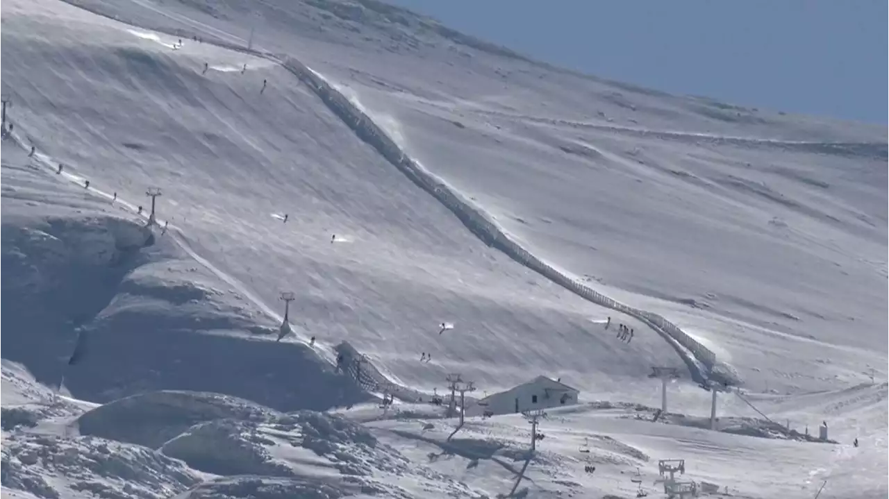 Sierra Nevada, a tope de nieve gracias a las borrascas Gérard y Fien