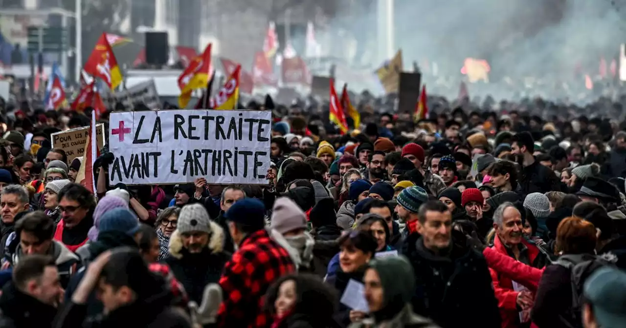 Retraites: après une première mobilisation réussie, les syndicats préparent la suite