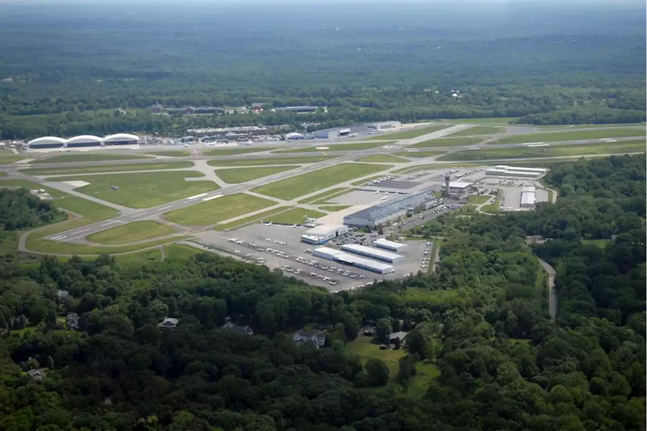 Small plane crashes near NY’s Westchester County Airport after engine trouble: FAA