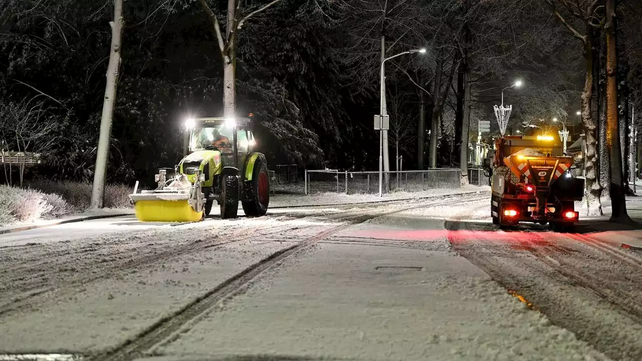 Flinke sneeuwval en gladde wegen onderweg: 'Werk thuis indien mogelijk'