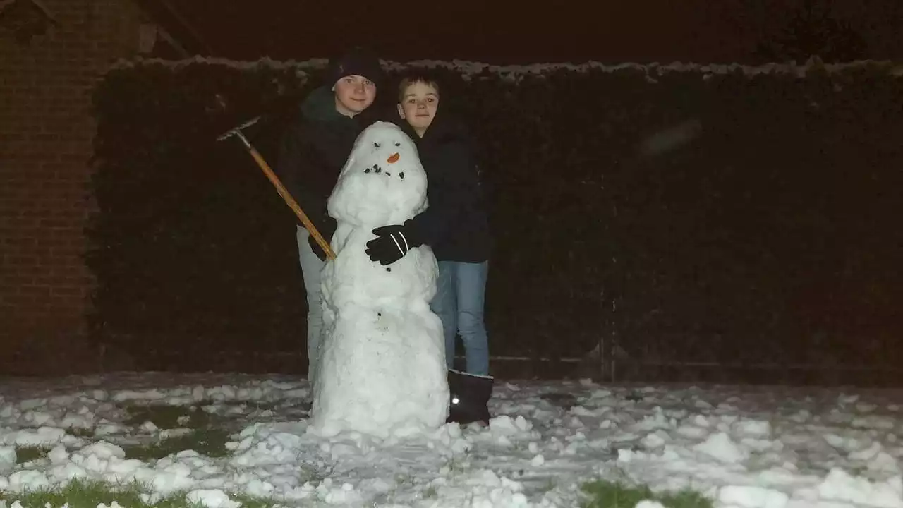 Sneeuwblog: westen van provincie kleurt wit • code oranje voor heel lang