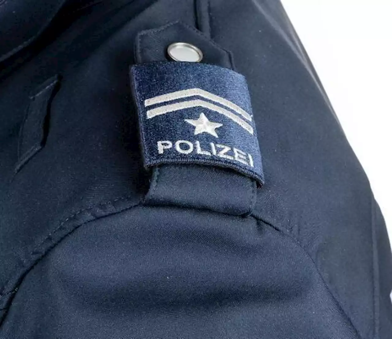 Muttenz BL: Kollision zwischen zwei Autos – Polizei sucht Zeugen