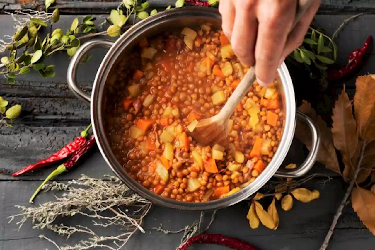 Paso a paso para preparar una sopa de lentejas con chorizo español; puede ser fácil - Pulzo