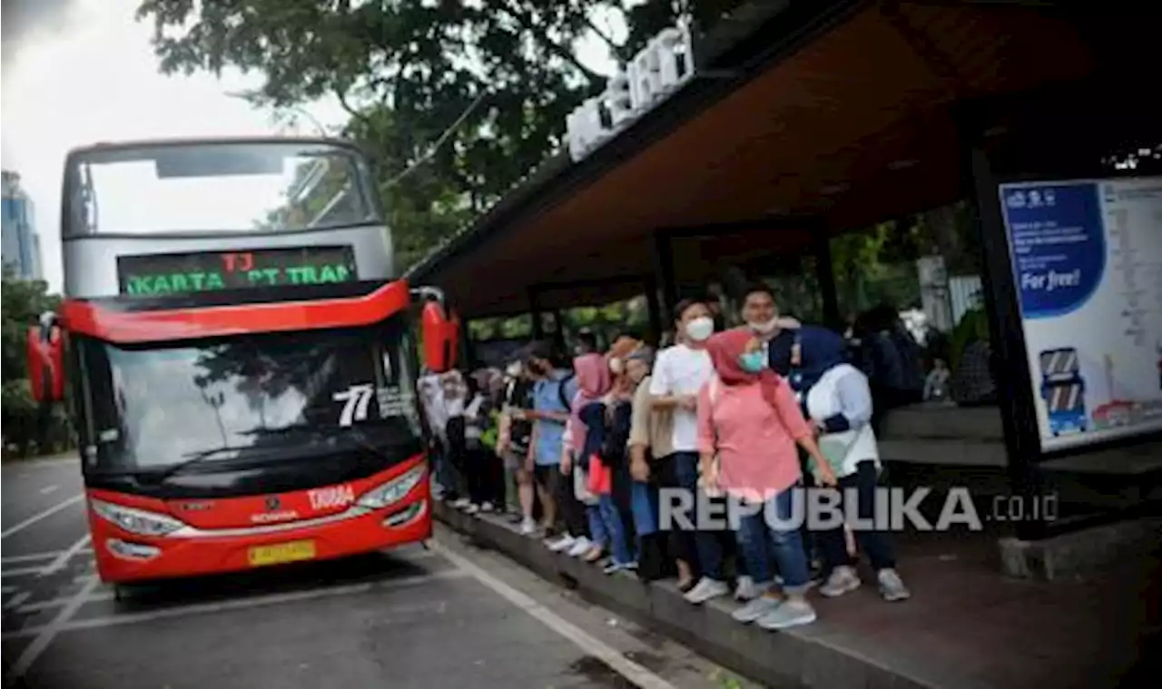 Agar Hemat BBM, Kemenhub Ajak Masyarakat Naik Transportasi Publik |Republika Online