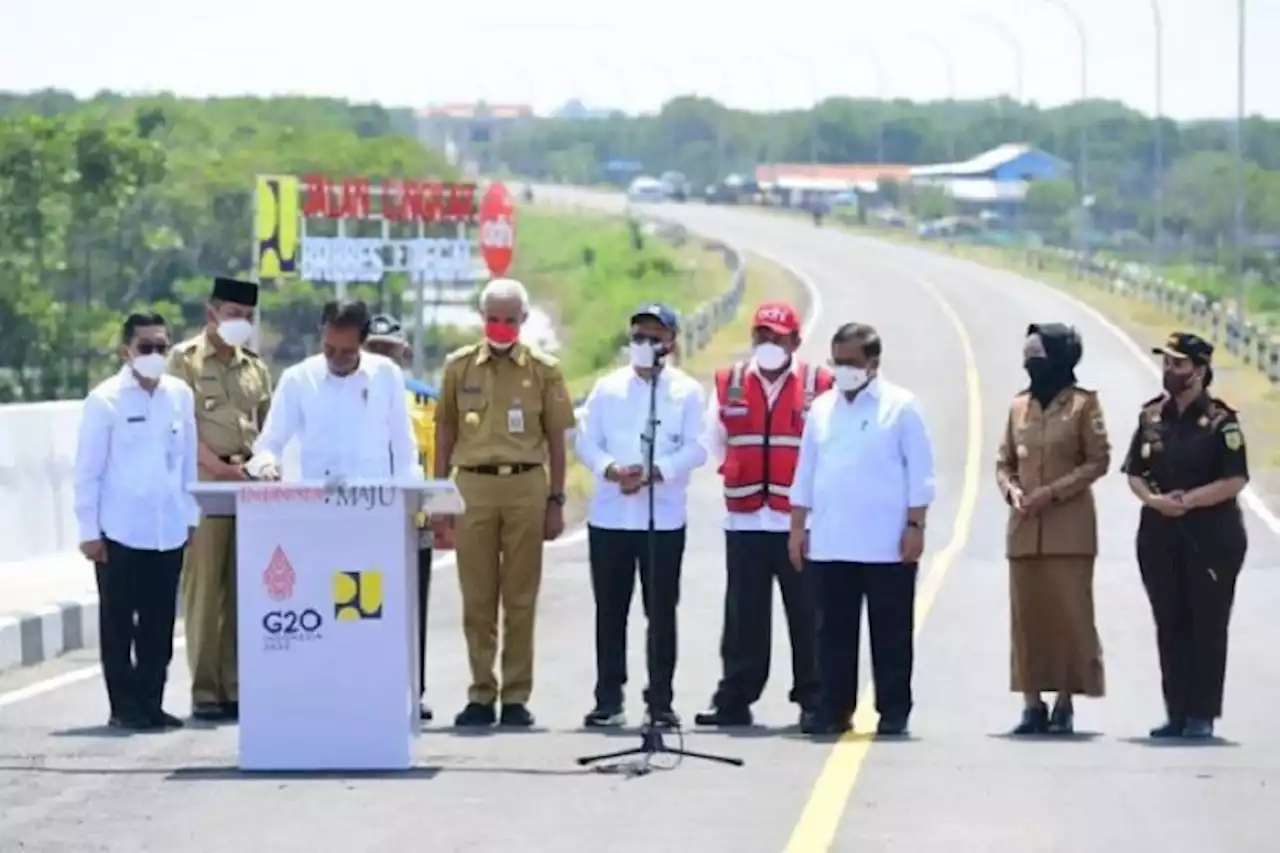 Kebut Infrastruktur dan SDM, Ikhtiar Jokowi Capai Indonesia Emas Diakui Luar Biasa