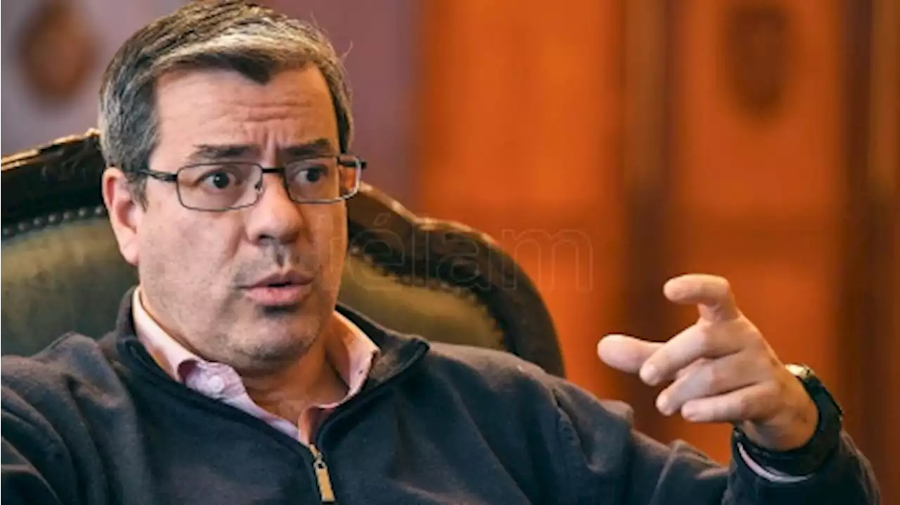 Martínez afirmó que la Corte Suprema actúa con 'una enorme parcialidad'