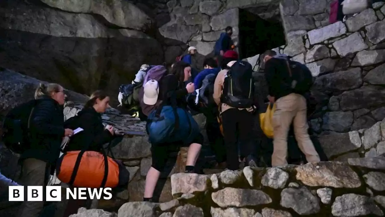 Peru protests: Iconic Machu Picchu closed indefinitely