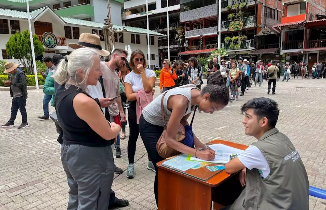 Suspenden los ingresos a Machu Picchu por los disturbios en Perú