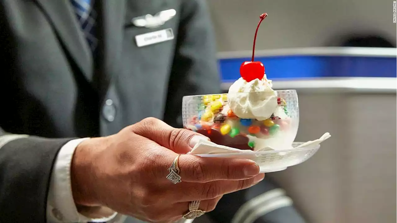 Another sweet deal for the highest-end flyers: Delta and United are bringing back desserts