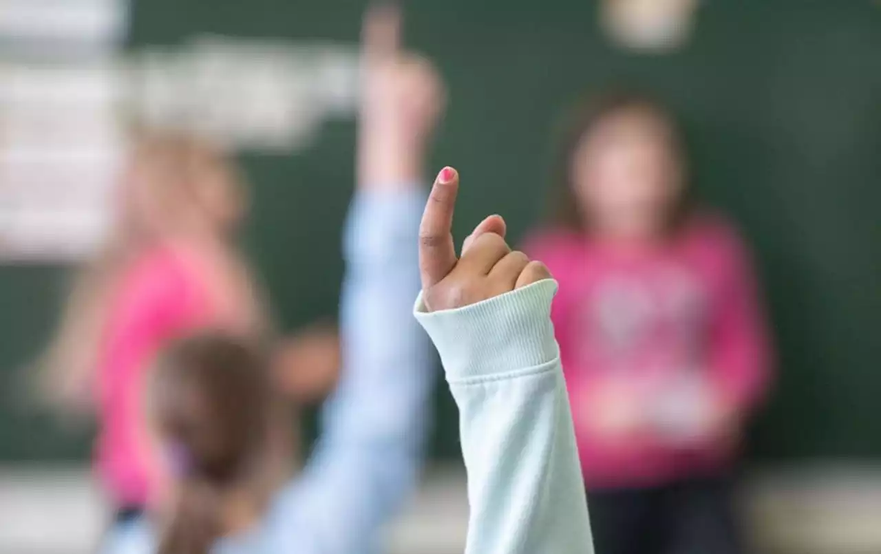 Bildung: Nachbarländer kritisieren Söders Vorstoß zu Abwerbung von Lehrkräften - idowa