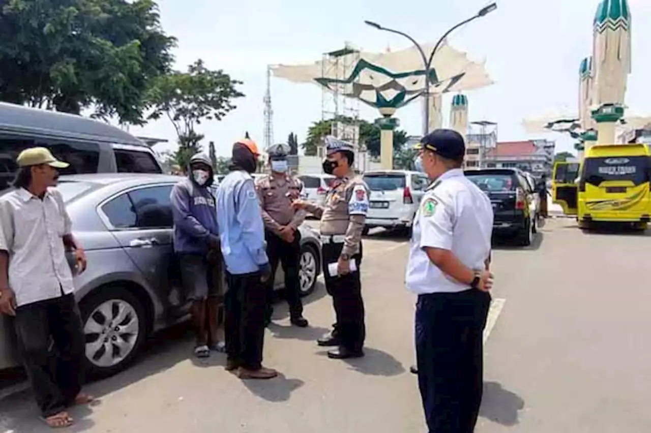 Masih Ada Pelanggar Parkir di Alun-alun Pasuruan