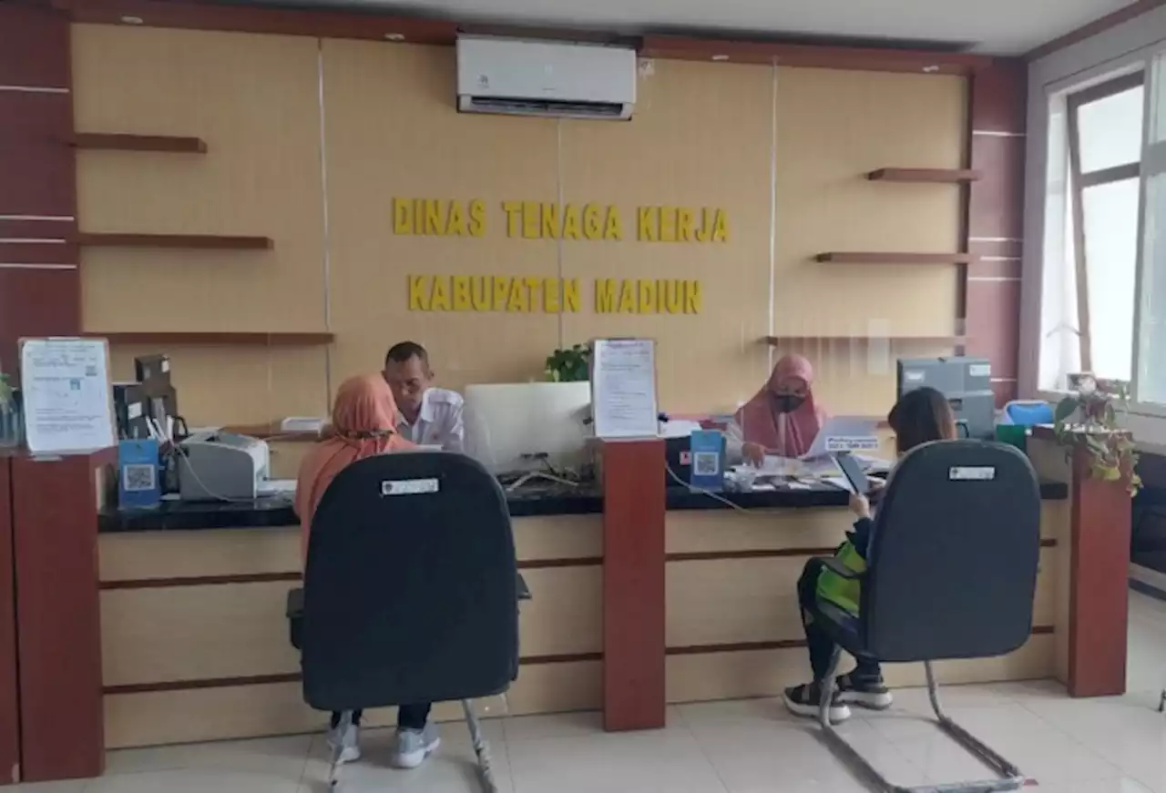 Tergiur Upah Enam Kali UMK, Animo Warga Kabupaten Madiun Jadi PMI Melonjak