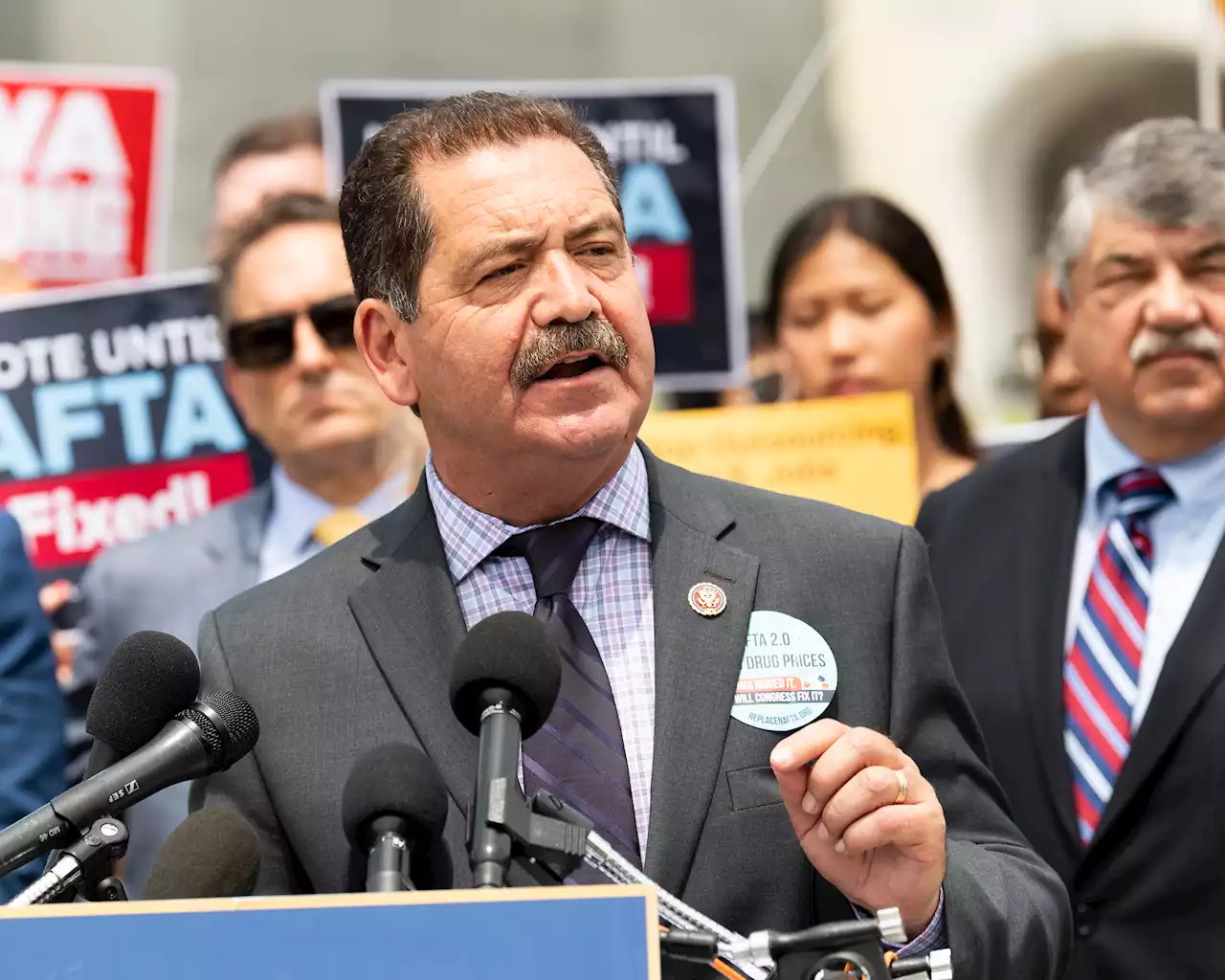 Mayoral Candidate Chuy Garcia Mentioned in Recording During Feds' ComEd Probe