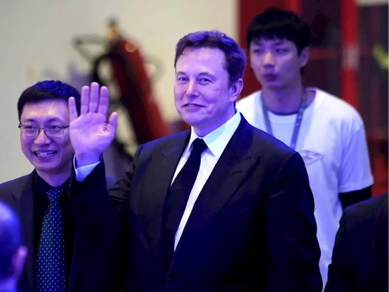 Elon Musk takes witness stand to defend Tesla buyout tweets