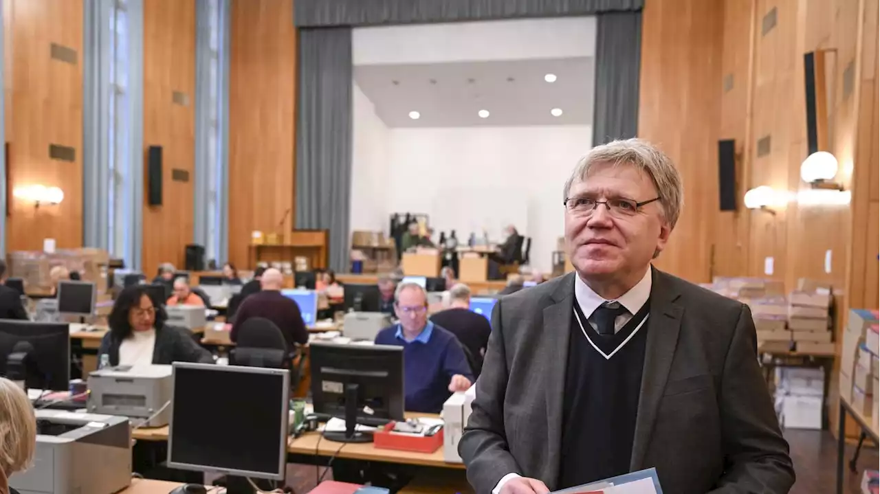 Vor Wiederholungswahl in Berlin: Landeswahlleiter Bröchler hält Cyberattacken am Wahltag für möglich