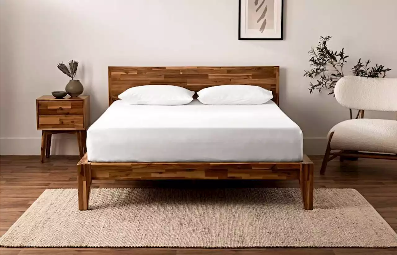 Silk & Snow Wooden Bed Frame review: Classic appearance, modern convenience