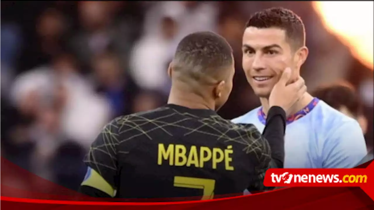 Momen Mbappe Periksa Wajah Ronaldo yang Lebam saat Riyadh All Star Vs PSG