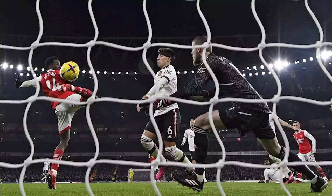 Arsenal vence al Manchester United y perfila su camino al título de la Premier