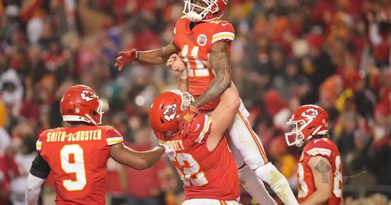 Chiefs superan a los Jaguars con Patrick Mahomes lesionado