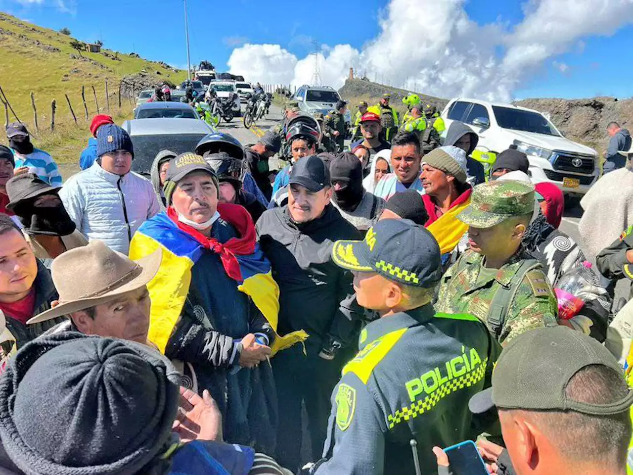 Se levantó el paro campesino en Santander