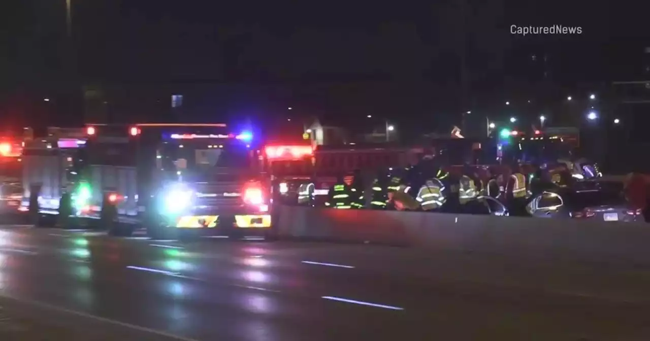 2 dead, 5 hurt in Dan Ryan expressway crash