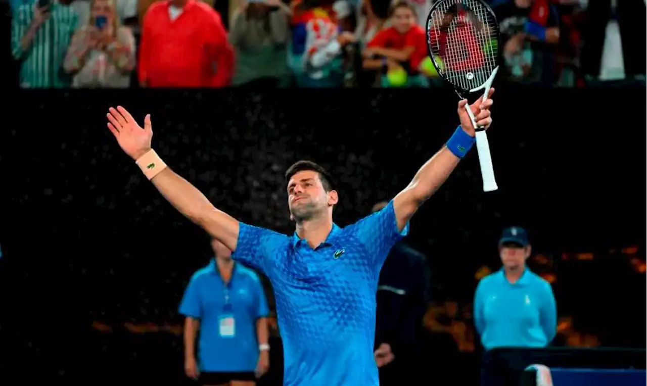 Djokovic lesionado venció a Grigor Dimitrov y se instaló en octavos del Abierto de Australia