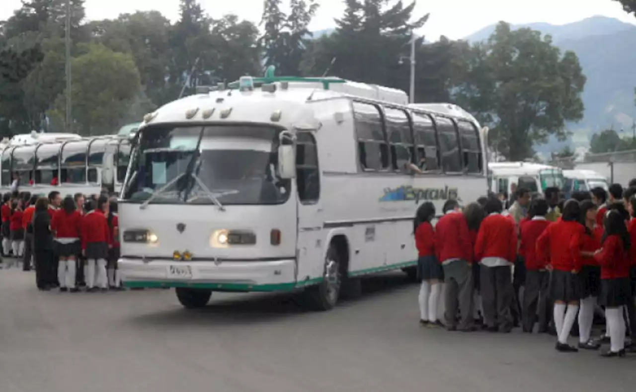 Vuelven a 'rodar' cuestionamientos sobre el transporte escolar