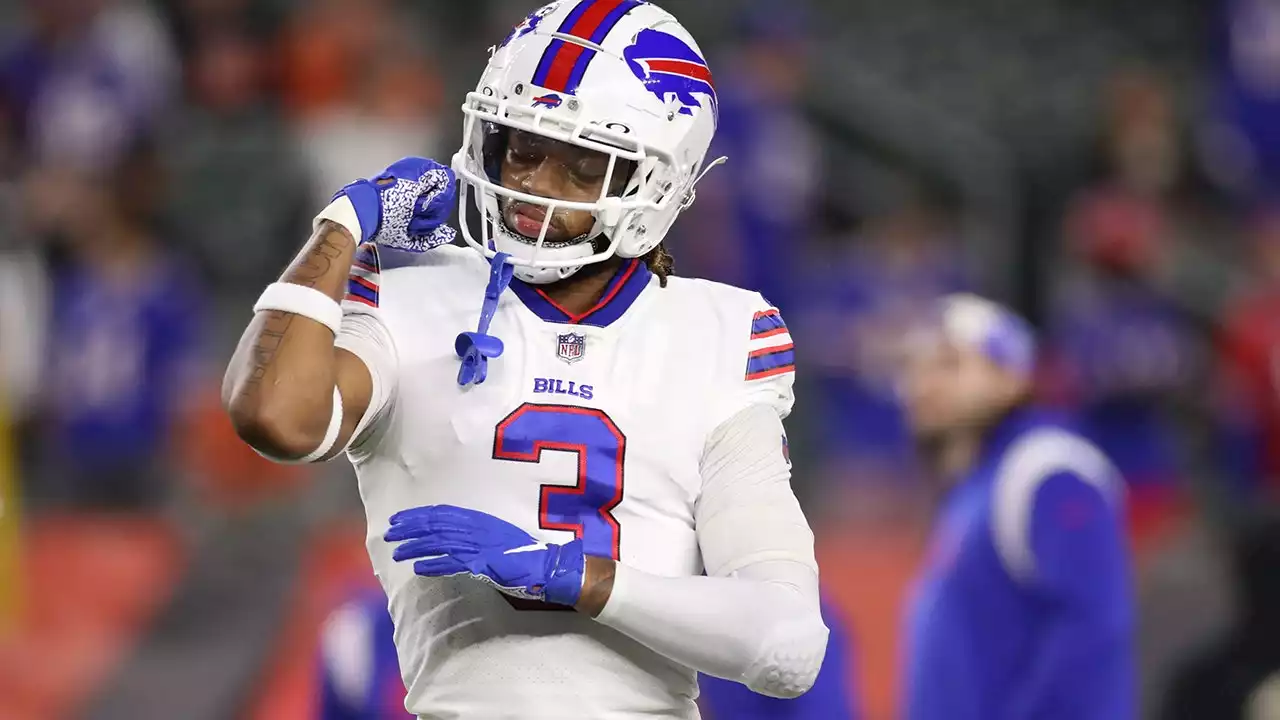 Damar Hamlin visits Bills teammates ahead of playoff game vs Bengals