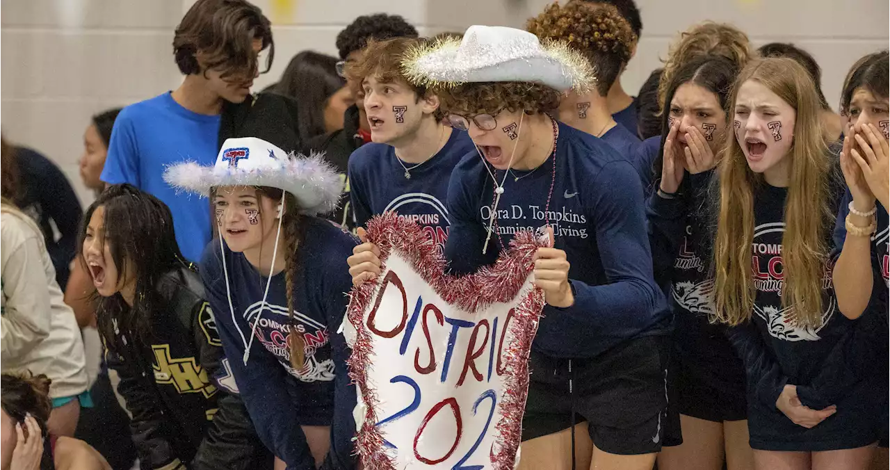 Jordan girls, Tompkins boys finish on top at 19-6A swim meet