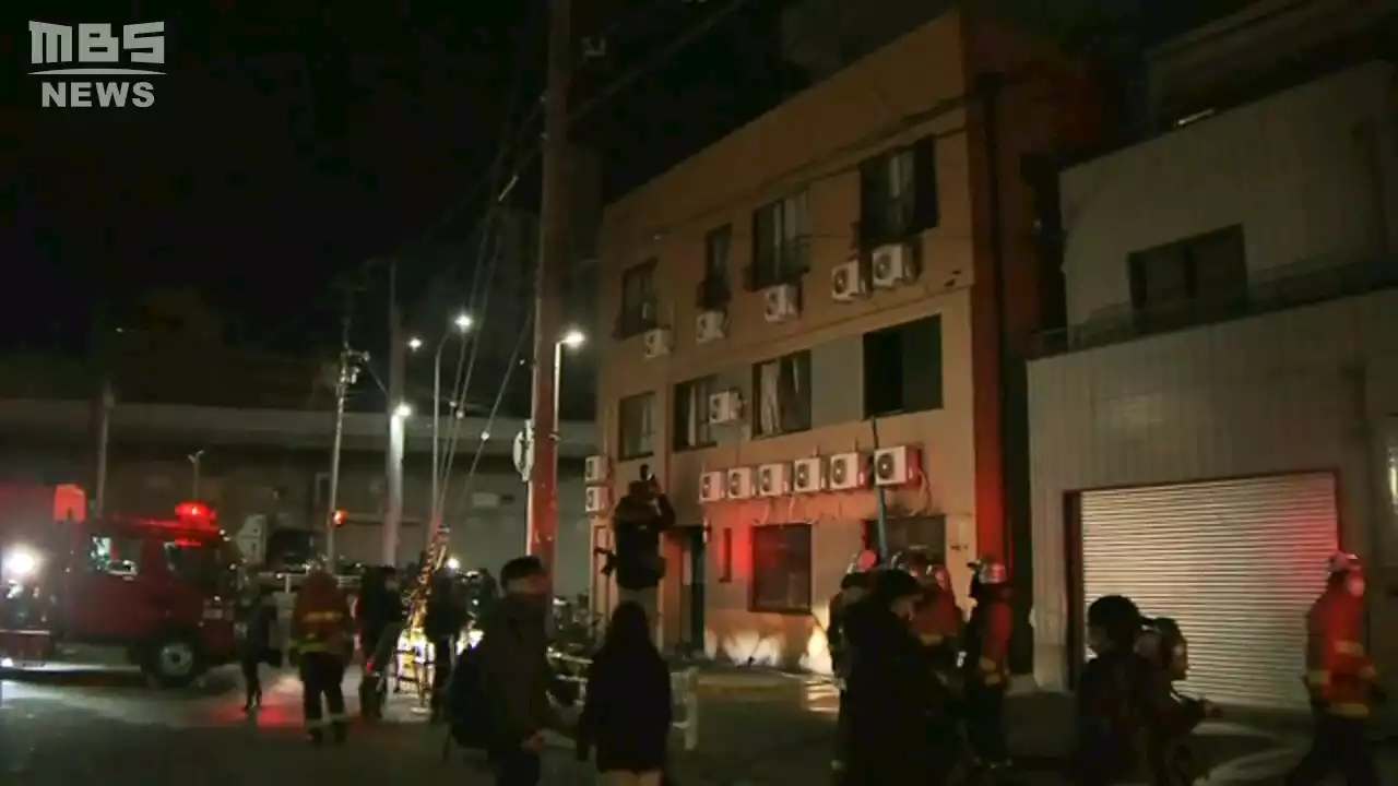 死亡は住人男性…３階建て集合住宅で火事 ４人死亡４人が重体 いずれも１階から発見 - トピックス｜Infoseekニュース