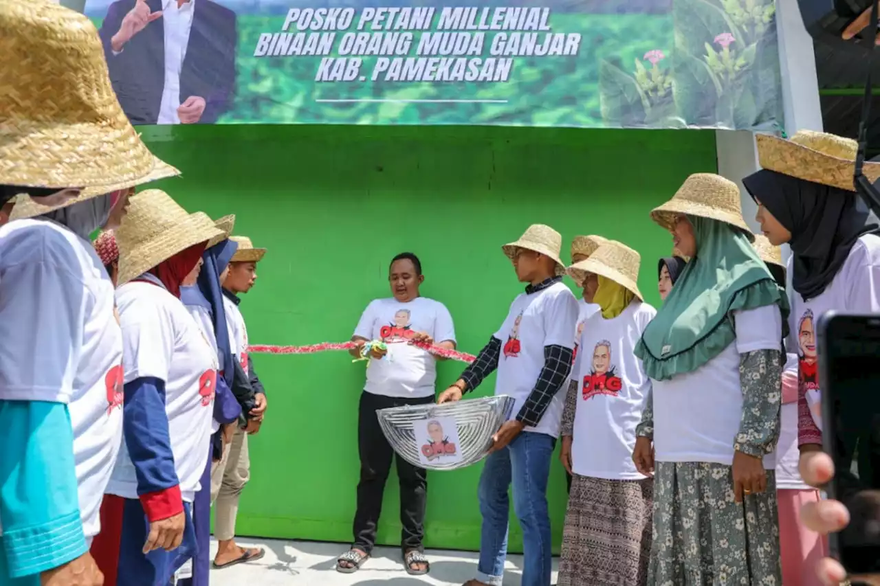 Orang Muda Ganjar Beri Pelatihan Budidaya Tembakau kepada Petani Milenial di Pamekasan