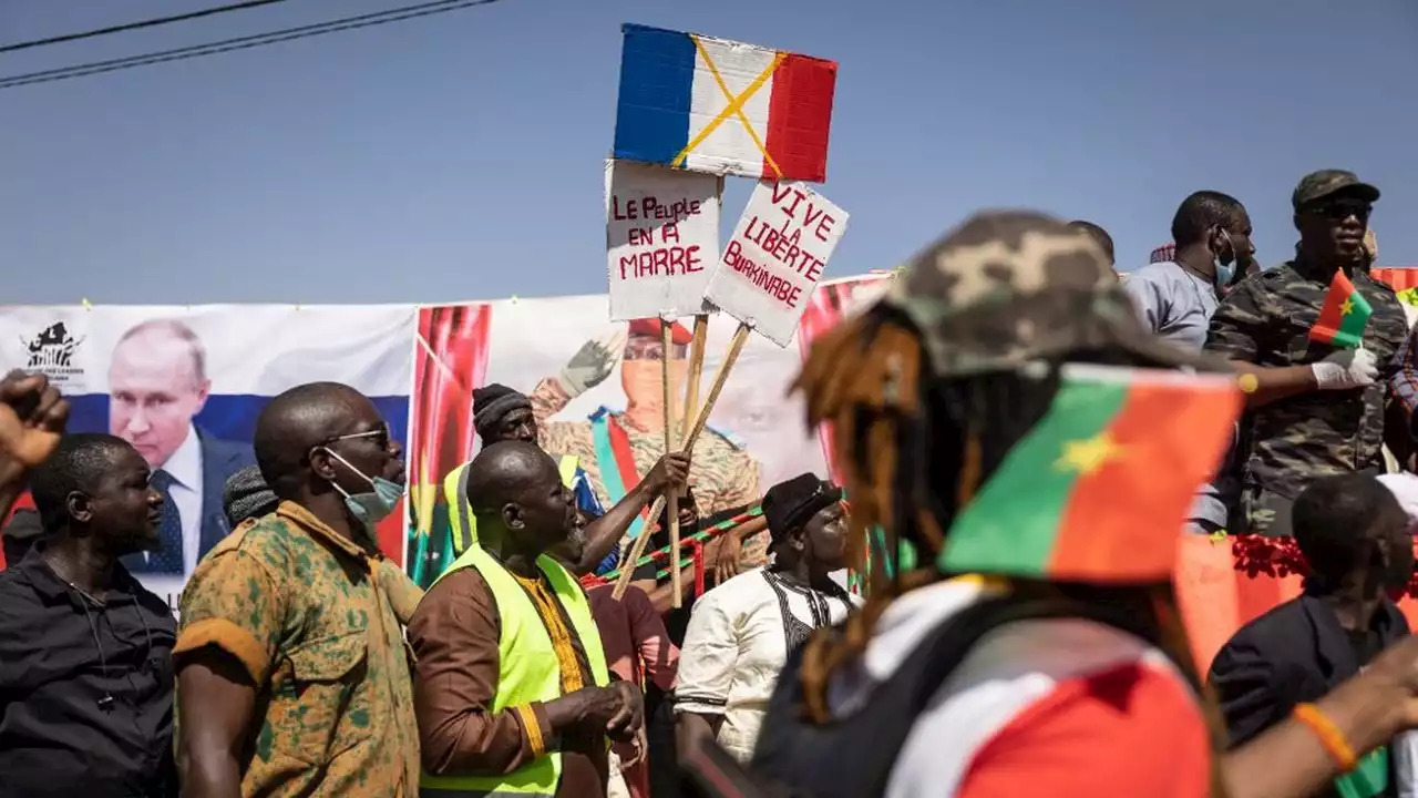 Le Burkina Faso demande le départ des troupes françaises d'ici un mois