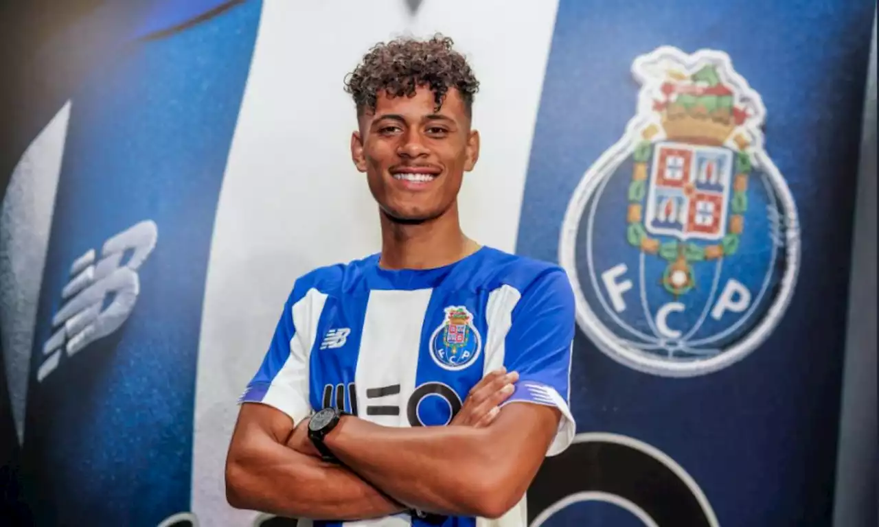 FC Porto: do banco da equipa principal num dia ao onze da B no seguinte