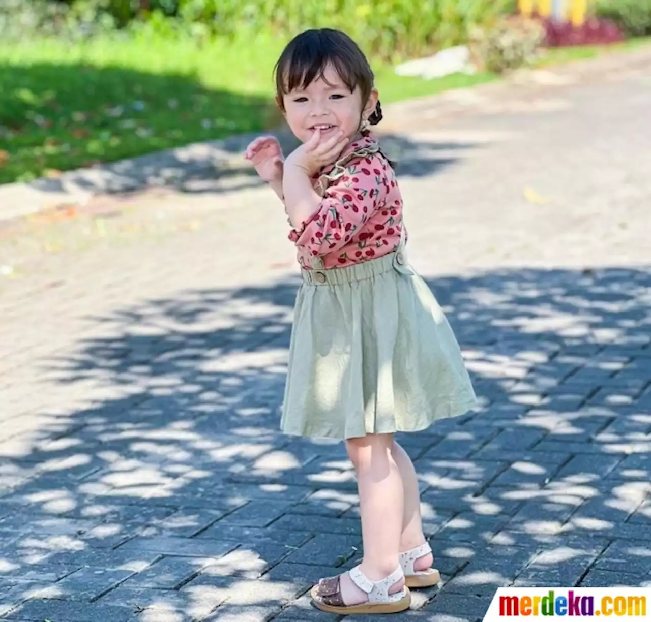 Foto : Pesona Chloe Anak Asmirandah yang Makin Cantik, Sudah Jago Dandan dan Akting | merdeka.com