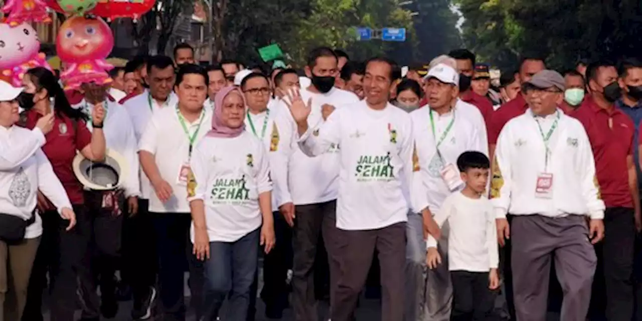 Lepas Jalan Sehat Menuju 1 Abad NU, Ini Pesan Jokowi | merdeka.com