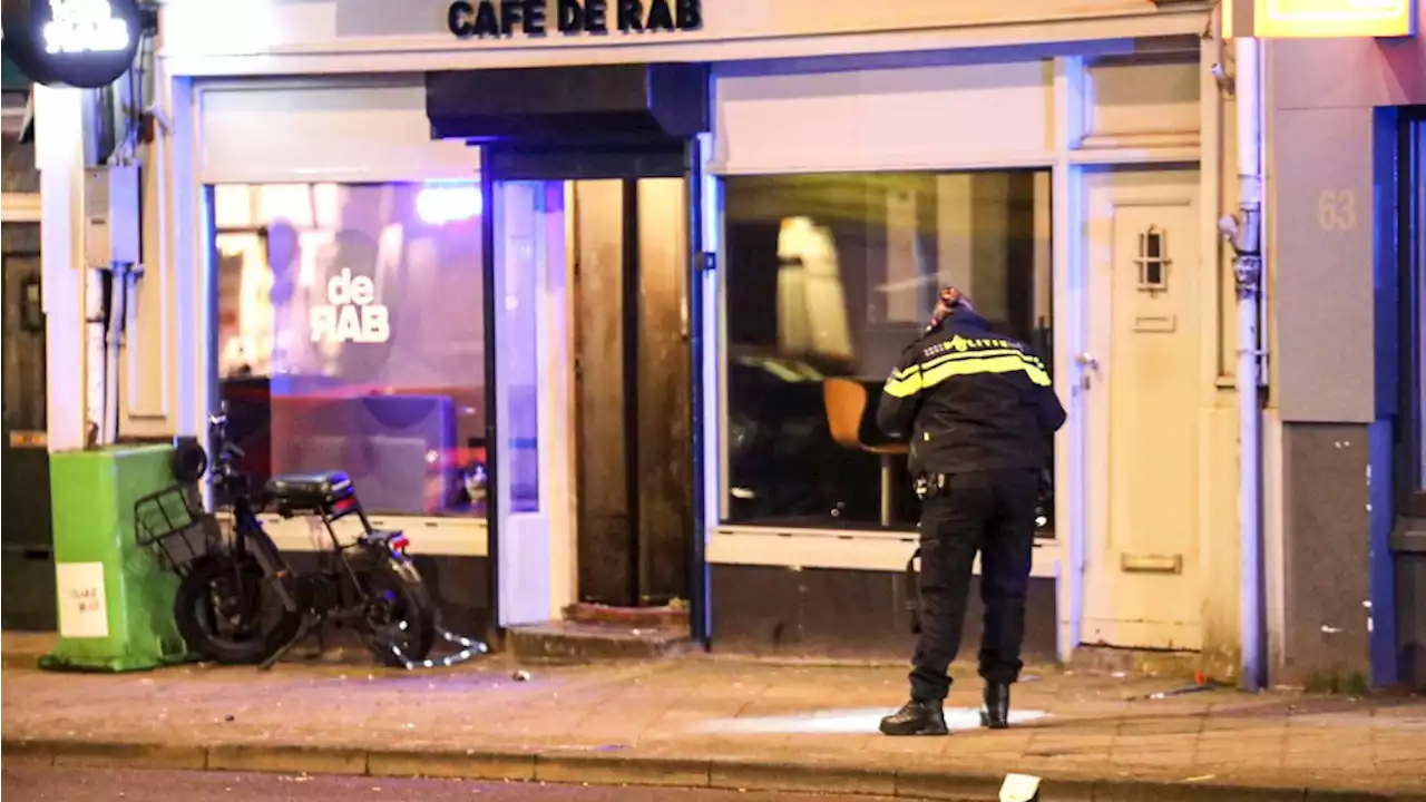 Explosie bij café in Amsterdam, voor de tweede keer doelwit van geweld