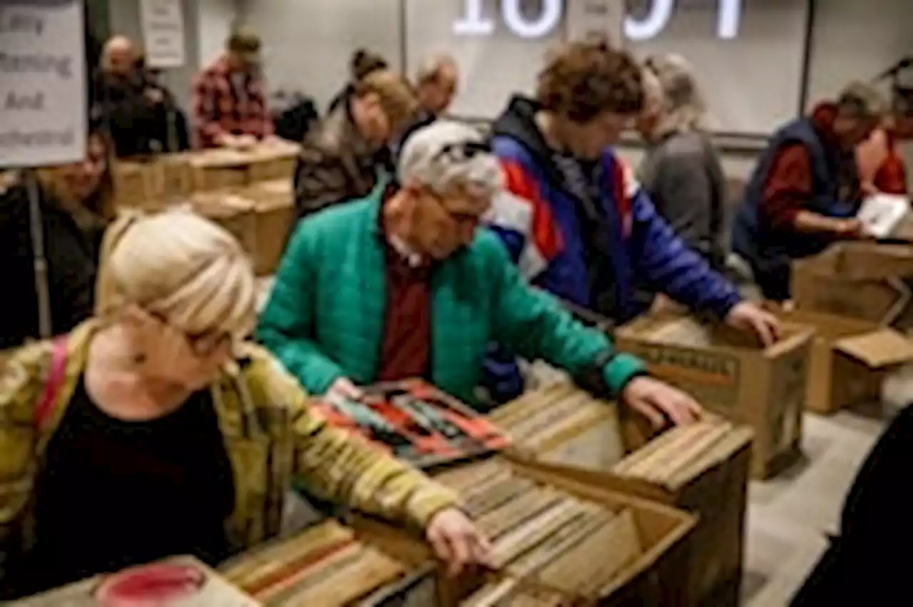 A vinyl bonanza: Thousands of free albums scooped up at giveaway