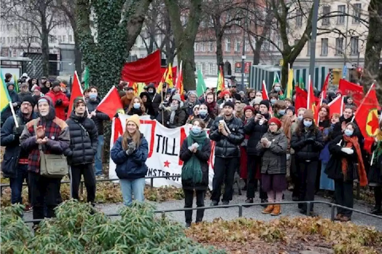 Demonstran di Swedia Membakar Alquran, Ini Reaksi Dunia Islam